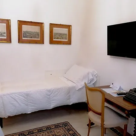 Gregory Place Fine Vatican Bed & Breakfast 2*