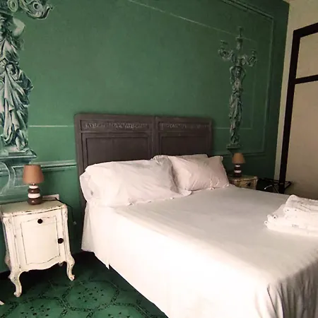 Gregory Place Bed & Breakfast 2*