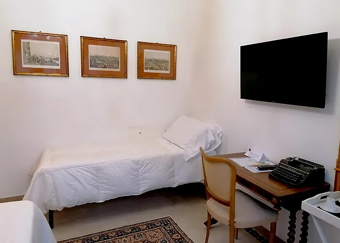 Gregory Place Fine Vatican Bed & Breakfast 2*